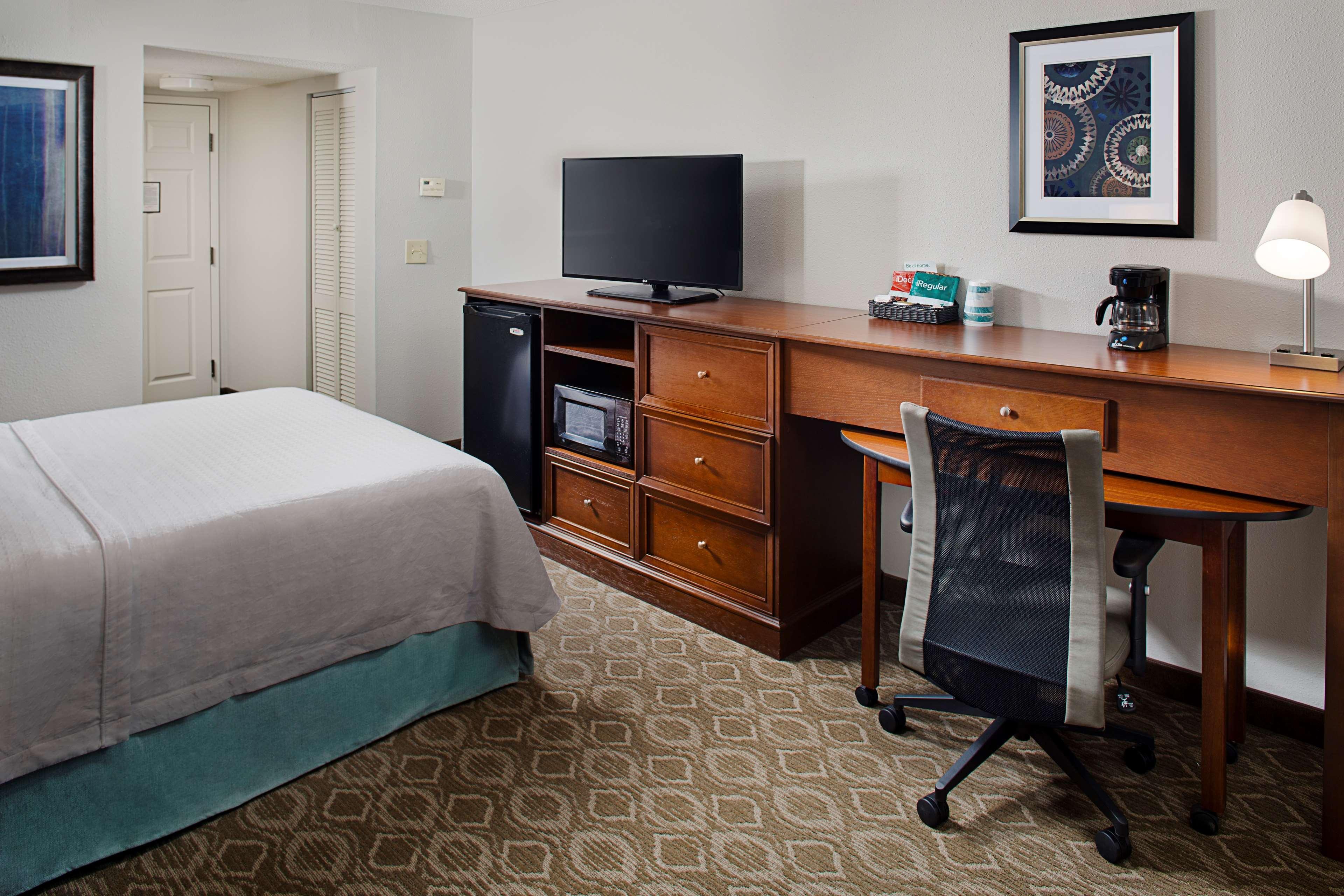 Homewood Suites By Hilton Raleigh/Cary Bagian luar foto
